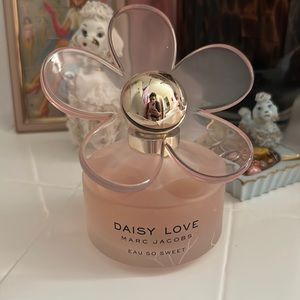 Marc Jacobs Daisy Love Eau So Sweet 3.3 fl oz